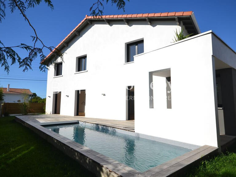 Maison Anglet - 5 chambres - 200m²