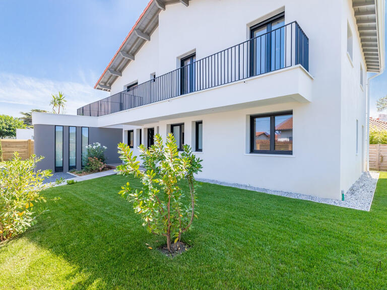 Maison Anglet - 5 chambres - 199m²