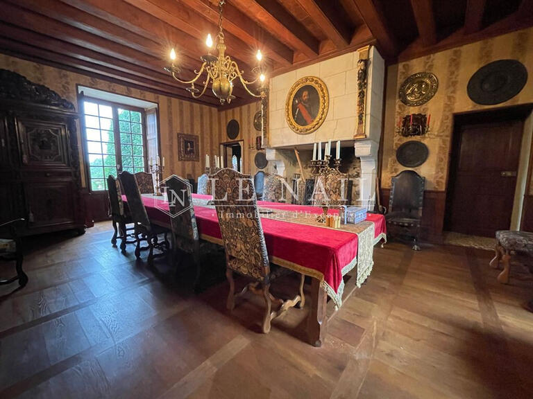 Vente Château Angoulême - 8 chambres