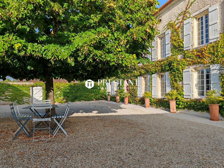 Maison Angoulême - 7 chambres - 310m²