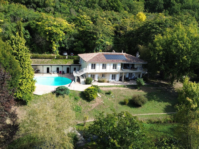 House Angoulême - 6 bedrooms - 230m²