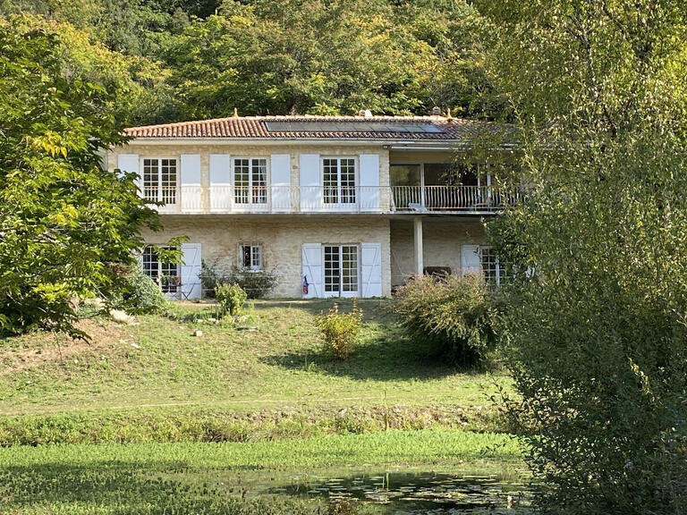 House Angoulême - 6 bedrooms - 230m²