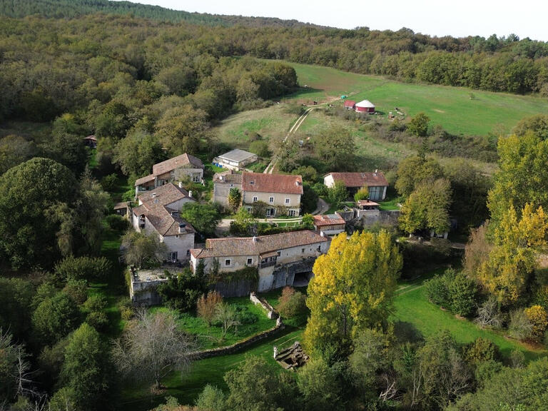 Propriété Angoulême - 20 chambres - 1200m²