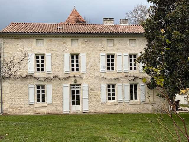 Propriété Angoulême - 7 chambres