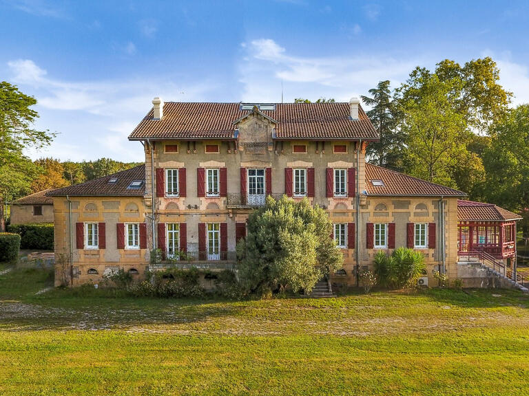 Vente Maison Angoumé - 9 chambres