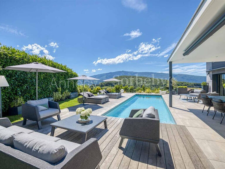 Maison Annecy - 4 chambres - 383m²