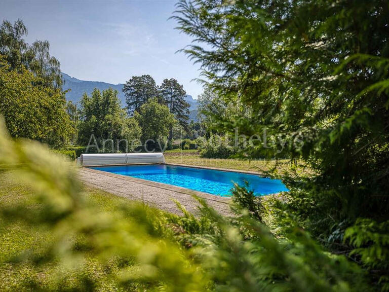 House Annecy - 4 bedrooms - 244m²