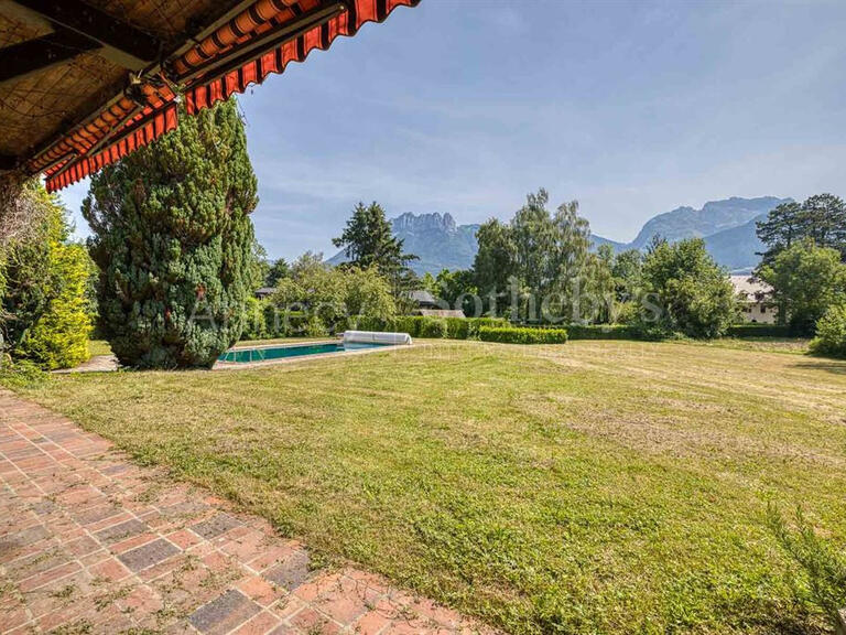 House Annecy - 4 bedrooms - 244m²