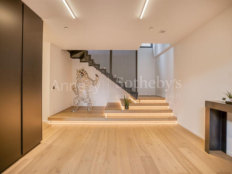 Maison Annecy - 5 chambres - 307m²