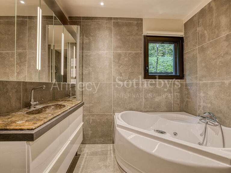 Maison Annecy - 5 chambres - 373m²