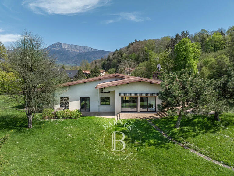 House Annecy - 4 bedrooms - 440m²