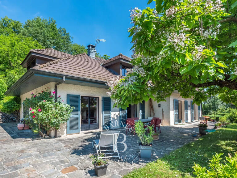 House Annecy - 6 bedrooms - 227m²