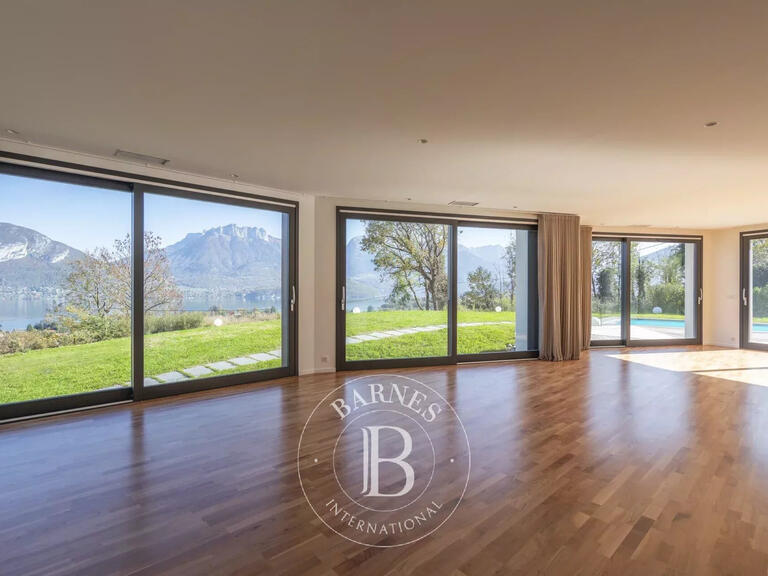 Villa Annecy - 5 chambres - 330m²