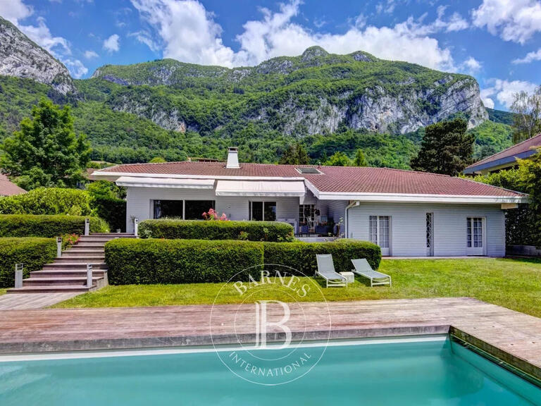 Villa Annecy - 5 bedrooms - 450m²