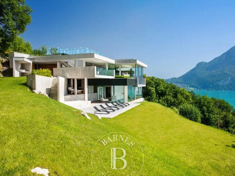 Villa Annecy - 4 bedrooms - 300m²