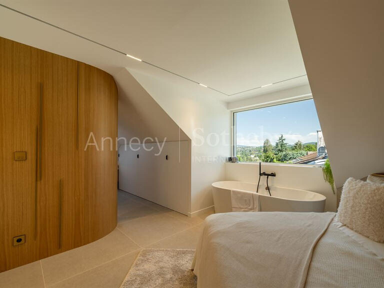 Maison Annecy-le-Vieux - 5 chambres - 290m²