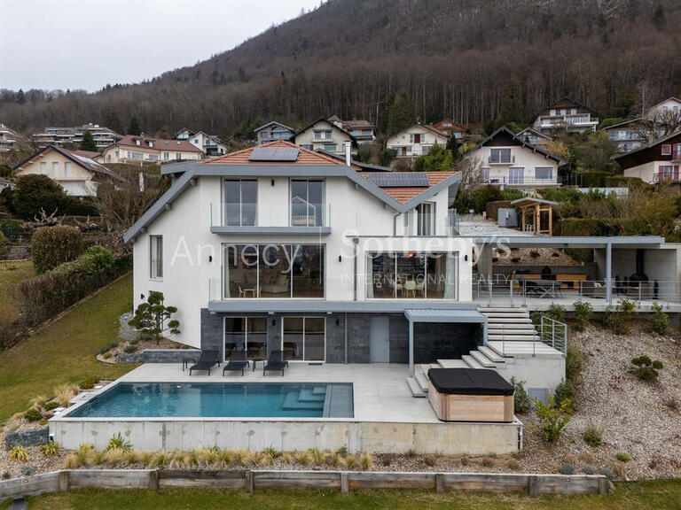 House Annecy-le-Vieux - 4 bedrooms - 511m²