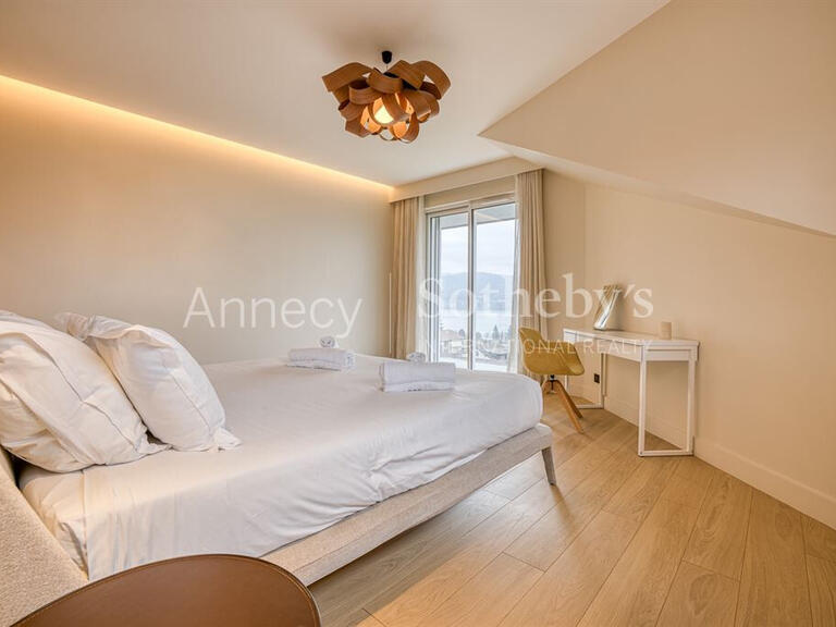 Maison Annecy-le-Vieux - 4 chambres - 511m²