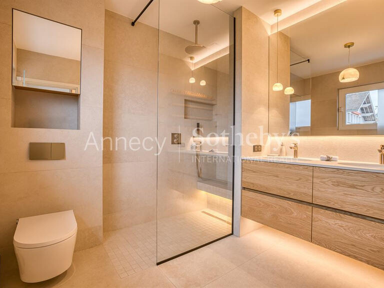 Maison Annecy-le-Vieux - 4 chambres - 511m²