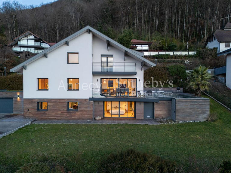 Maison Annecy-le-Vieux - 5 chambres - 311m²