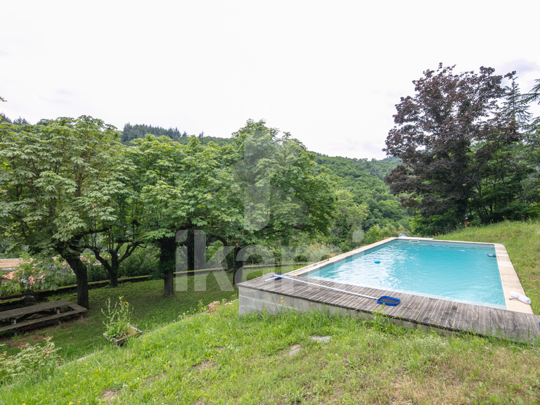 Maison Annonay - 9 chambres - 491m²