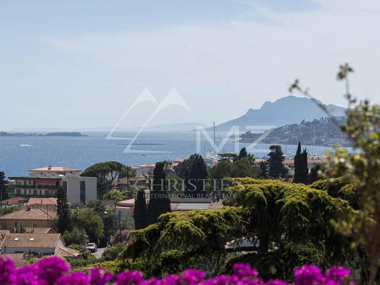 Maison Antibes - 6 chambres - 330m²