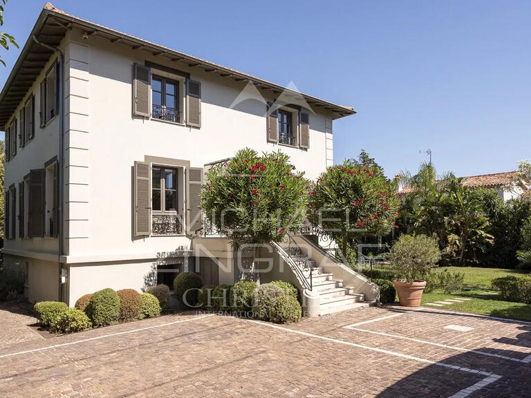 Sale House Antibes - 5 bedrooms