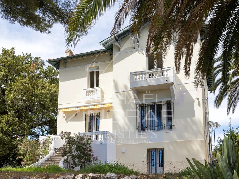 Maison Antibes - 5 chambres - 247m²