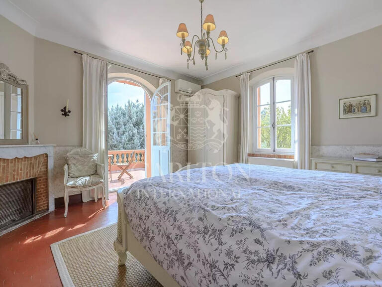 Maison Antibes - 8 chambres - 267m²