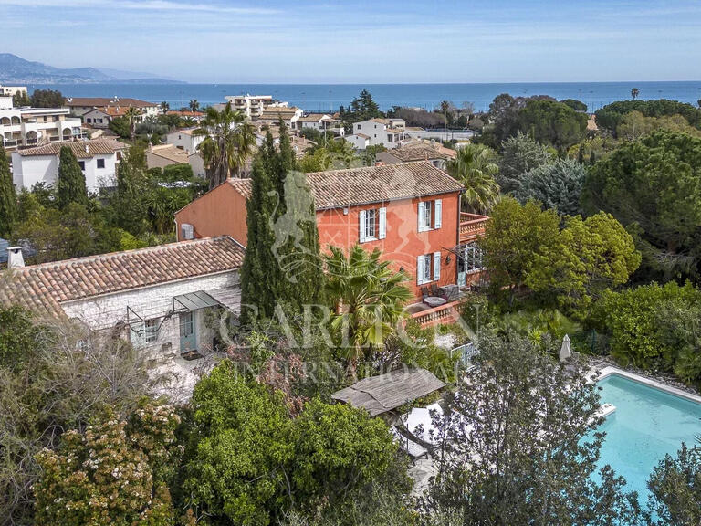 House Antibes - 8 bedrooms - 267m²