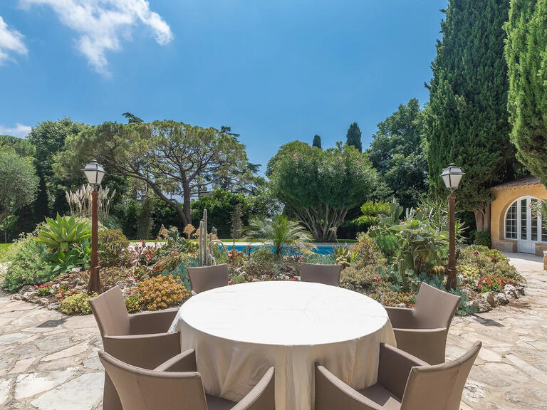 Villa Antibes - 5 chambres - 360m²