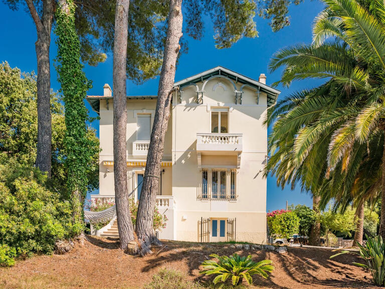 Villa Antibes - 6 chambres - 247m²