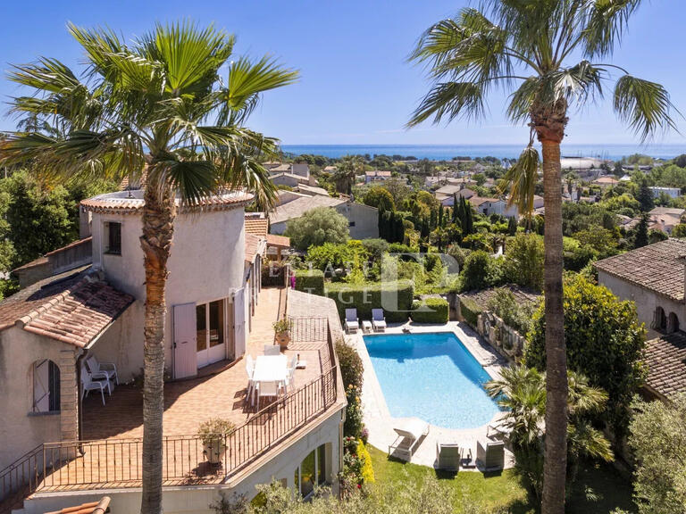 Villa Antibes - 5 bedrooms - 207m²