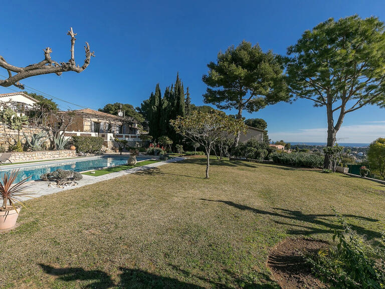 Villa Antibes - 6 bedrooms - 179m²