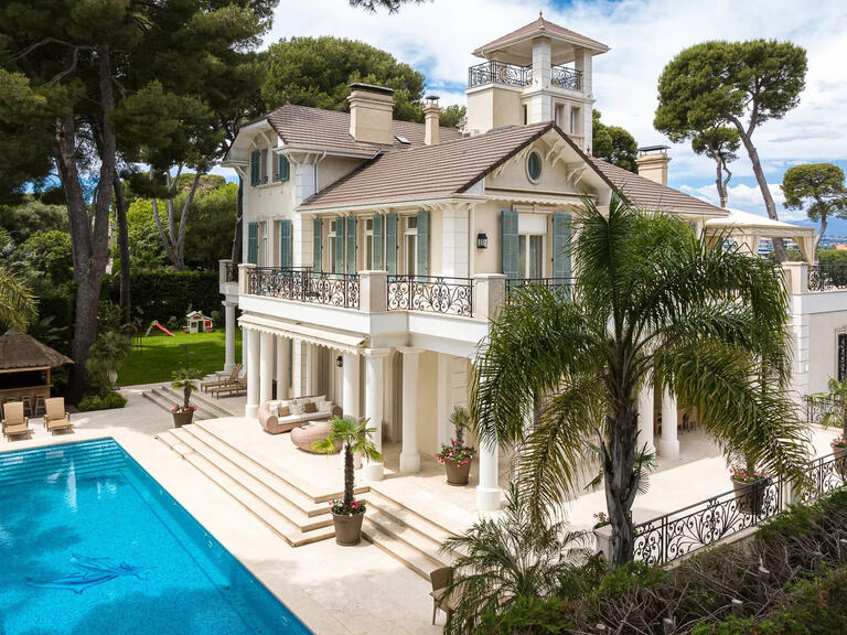 Villa Antibes - 10 chambres - 777m²