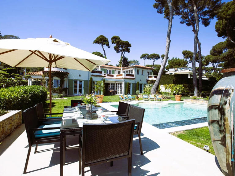 Villa Antibes - 4 bedrooms - 335m²