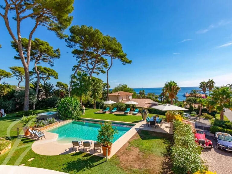 Villa Antibes - 4 bedrooms - 335m²