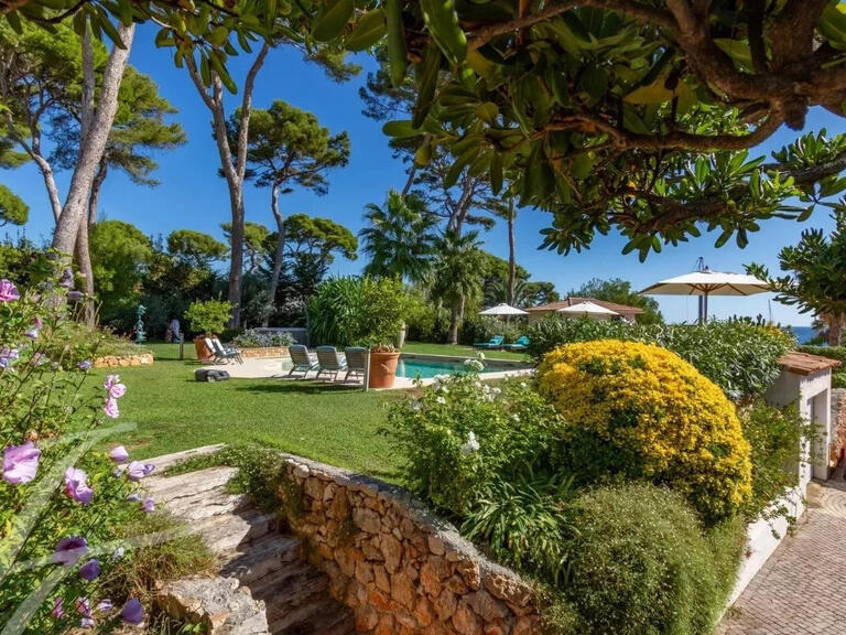 Villa Antibes - 4 bedrooms - 335m²