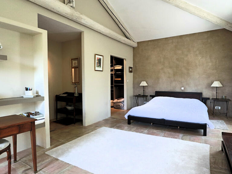 House Apt - 4 bedrooms - 309m²