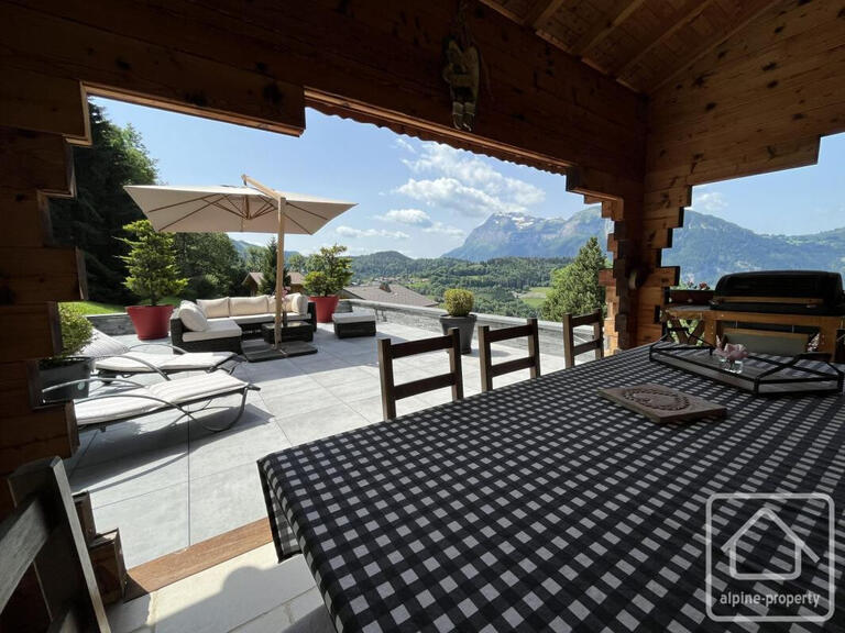 Sale Chalet Arâches-la-Frasse - 4 bedrooms