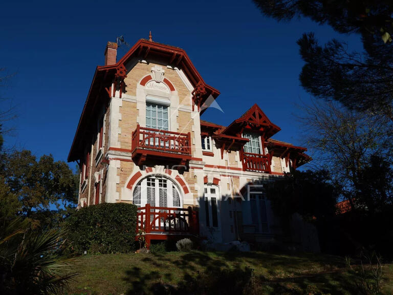 Maison Arcachon - 5 chambres - 196m²