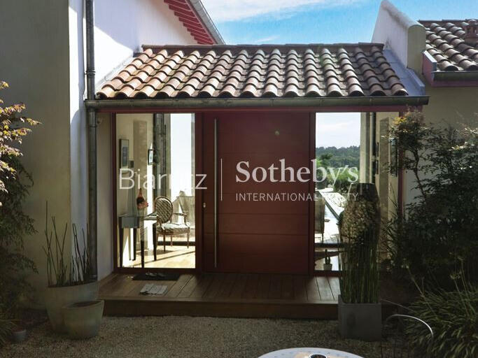 House Arcangues - 3 bedrooms - 220m²