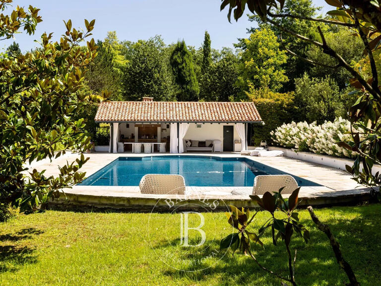 House Arcangues - 5 bedrooms - 480m²