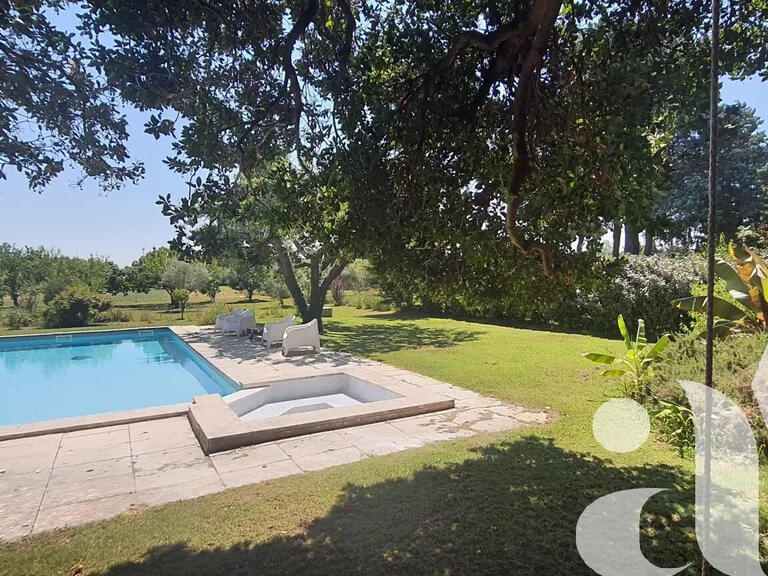 House Arles - 4 bedrooms - 300m²