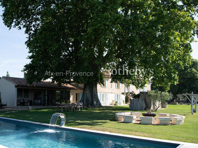 House Arles - 6 bedrooms - 347m²