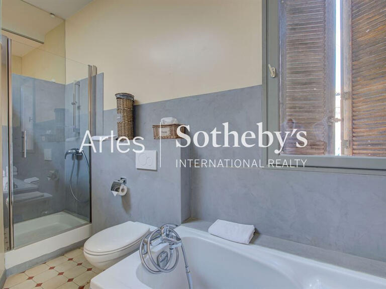 Maison Arles - 4 chambres - 230m²