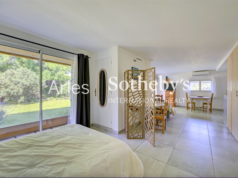 Maison Arles - 4 chambres - 203m²