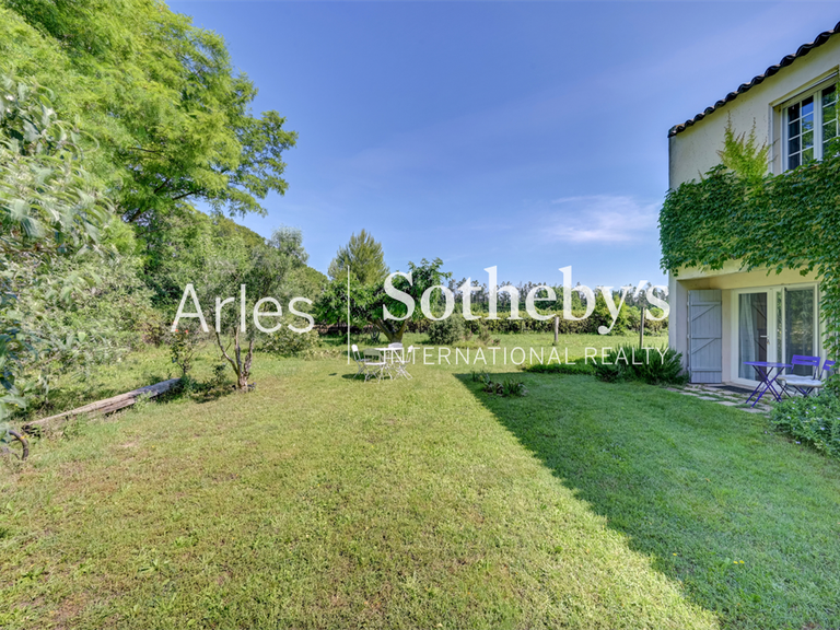 Maison Arles - 4 chambres - 203m²