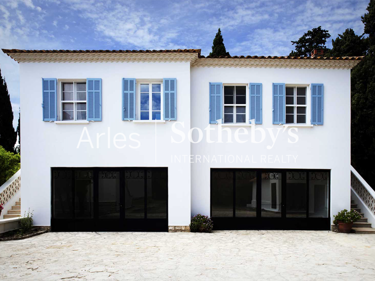 House Arles - 16 bedrooms - 780m²