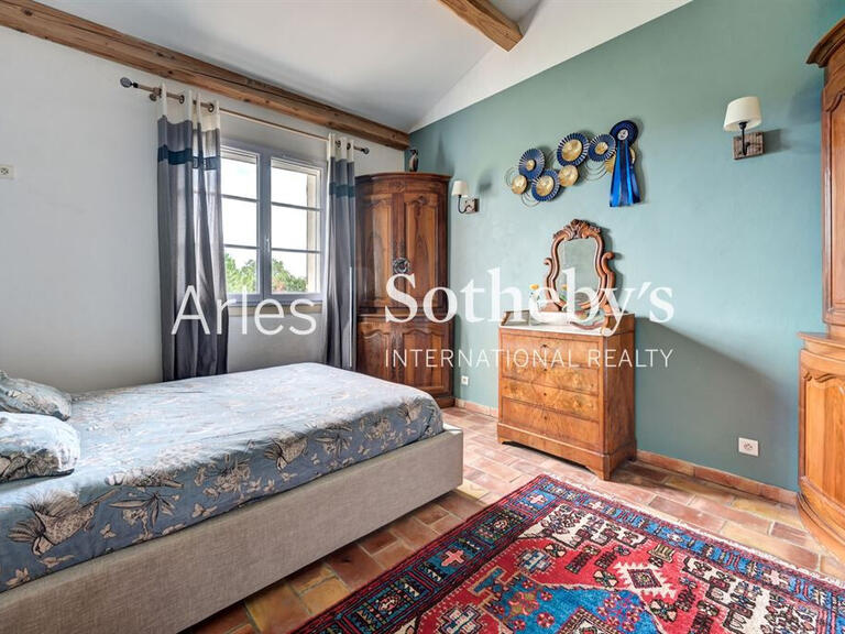 Maison Arles - 3 chambres - 223m²